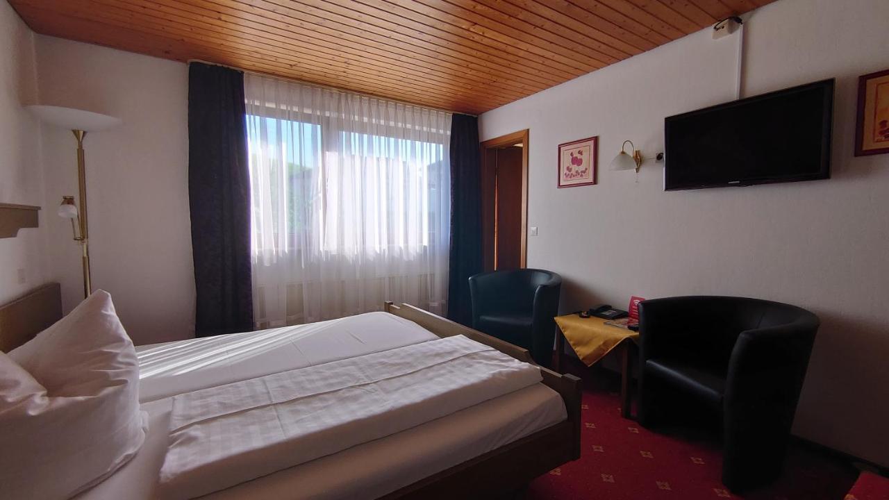 Hotel Landgasthof Fromm Untergruppenbach Exterior photo